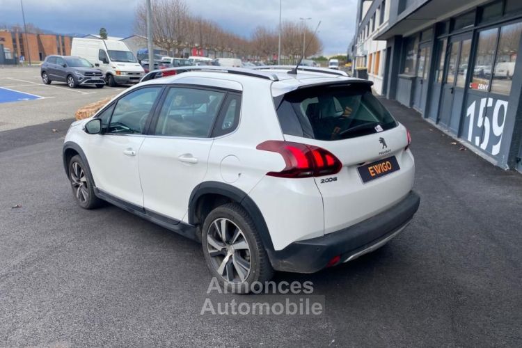 Peugeot 2008 GENERATION-I 1.2 110 ALLURE - <small></small> 9.990 € <small>TTC</small> - #3