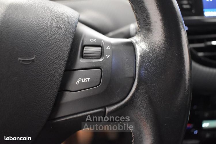 Peugeot 2008 GENERATION-I 1.2 PURETECH 110 ALLURE PLUS START-STOP SUIVI GARANTIE 6 A 60 MOIS - <small></small> 10.990 € <small>TTC</small> - #18