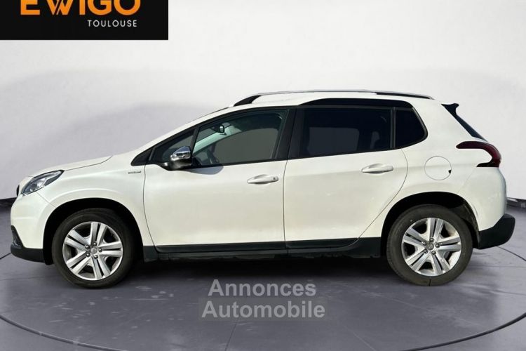 Peugeot 2008 GENERATION-I 1.2 PURETECH 110 CH STYLE - <small></small> 9.490 € <small>TTC</small> - #2