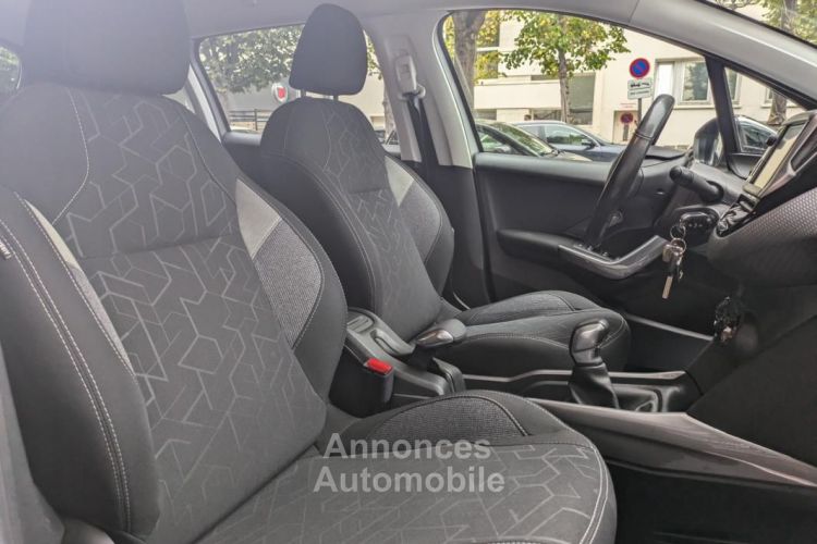 Peugeot 2008 GENERATION-I 1.2 PURETECH 110 STYLE START-STOP - <small></small> 10.490 € <small>TTC</small> - #12