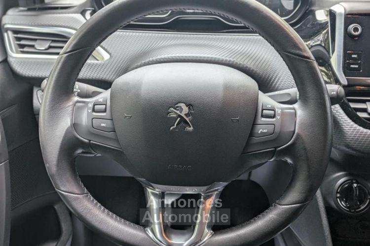 Peugeot 2008 GENERATION-I 1.2 PURETECH 110 STYLE START-STOP - <small></small> 10.490 € <small>TTC</small> - #15