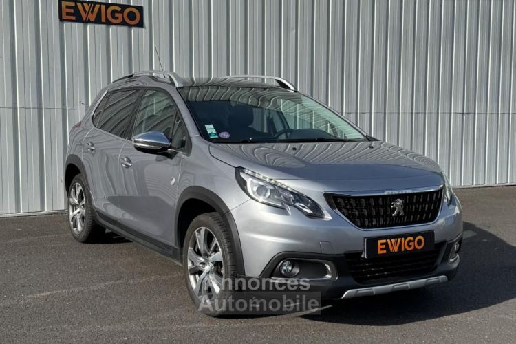 Peugeot 2008 GENERATION-I 1.2 PURETECH 110CH ALLURE 1ERE MAIN- SELLERIE CUIR-ALCANTARA ATTELAGE - <small></small> 10.970 € <small>TTC</small> - #2