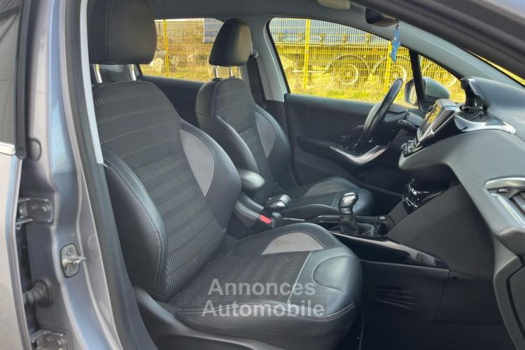 Peugeot 2008 GENERATION-I 1.2 PURETECH 110ch ALLURE BUSINESS START-STOP - <small></small> 9.190 € <small>TTC</small> - #12