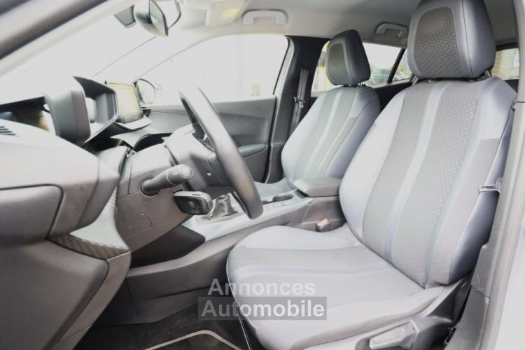 Peugeot 2008 GENERATION-I 1.2 PURETECH 130 CH ALLURE + CAMERA DE RECUL CARPLAY SIEGES CHAUFFANTS - <small></small> 13.989 € <small>TTC</small> - #14