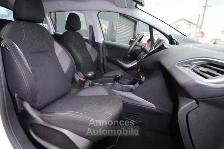 Peugeot 2008 GENERATION-I 1.6 BLUEHDI 100 CH ACTIVE - <small></small> 12.489 € <small>TTC</small> - #20