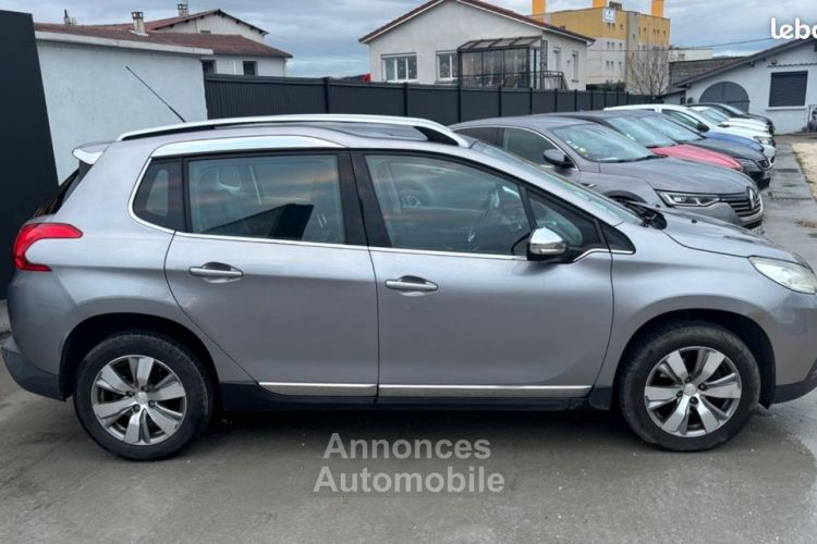 Peugeot 2008 GENERATION-I 1.6 E-HDI 115 ch ALLURE - <small></small> 7.989 € <small>TTC</small> - #8