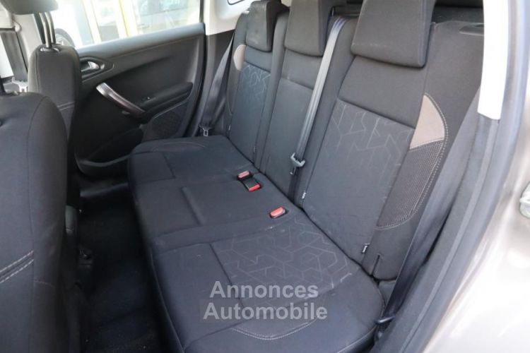 Peugeot 2008 GENERATION-I 1.6 E-HDI 90 CH ACTIVE + KIT DISTRIB REALISÉ - <small></small> 6.989 € <small>TTC</small> - #17