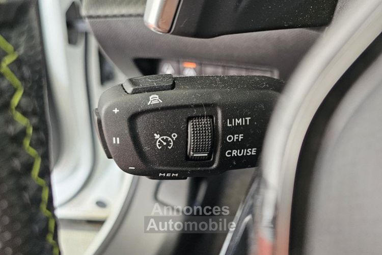 Peugeot 2008 GT LINE 1.2 PURETECH 130 SIEGES CHAUFFANT CAMERA 360 GPS - <small></small> 18.990 € <small>TTC</small> - #14