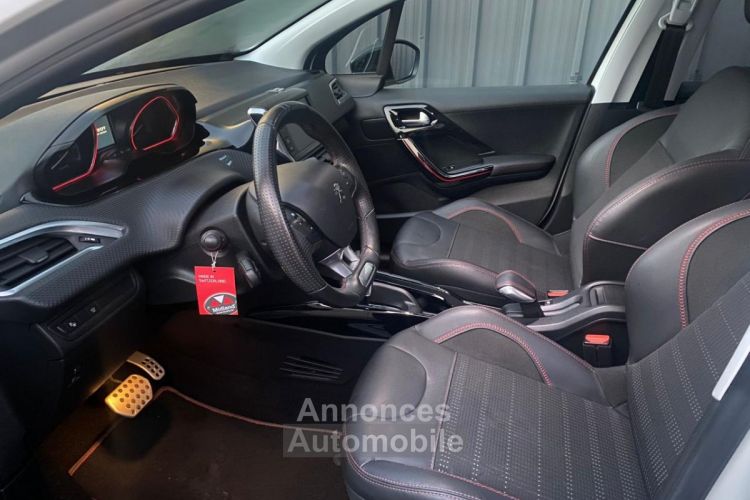 Peugeot 2008 GT Line Automatique  1.2 essence- 110 cv toit panoramique - <small></small> 12.490 € <small></small> - #8