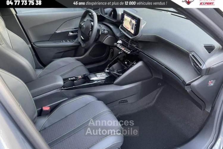 Peugeot 2008 Hybrid 136 e-DCS6 GT + Toit ouvrant panoramique + Caméra 360°+ Navigation - <small></small> 28.990 € <small>TTC</small> - #10