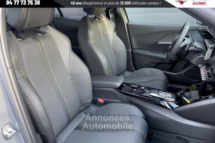 Peugeot 2008 Hybrid 136 e-DCS6 GT + Toit ouvrant panoramique + Caméra Avant - <small></small> 28.990 € <small>TTC</small> - #10