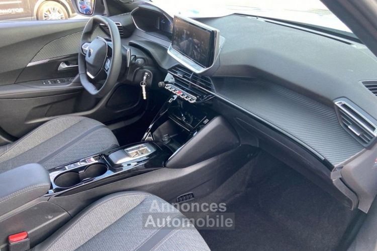 Peugeot 2008 II (2) 1.2 Hybrid 136 ALLURE Caméra SC - <small></small> 27.980 € <small>TTC</small> - #20