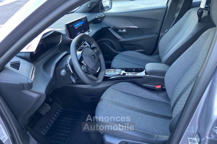 Peugeot 2008 II (2) 1.2 Hybrid 136 ALLURE Caméra SC - <small></small> 27.980 € <small>TTC</small> - #12