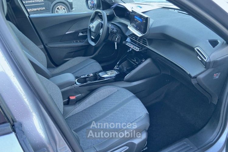 Peugeot 2008 II (2) 1.2 Hybrid 136 ALLURE Caméra SC - <small></small> 27.980 € <small>TTC</small> - #19