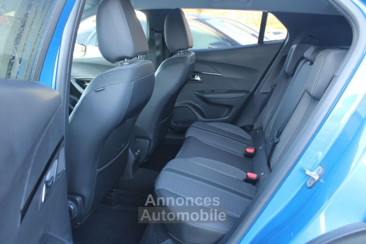 Peugeot 2008 III 1L5 BLUEHDI 100CV ALLURE PACK CAMÉRA CUIR FULL LEDS RÉGULATEUR BLUETOOTH BOITE 6 - <small></small> 18.990 € <small>TTC</small> - #9