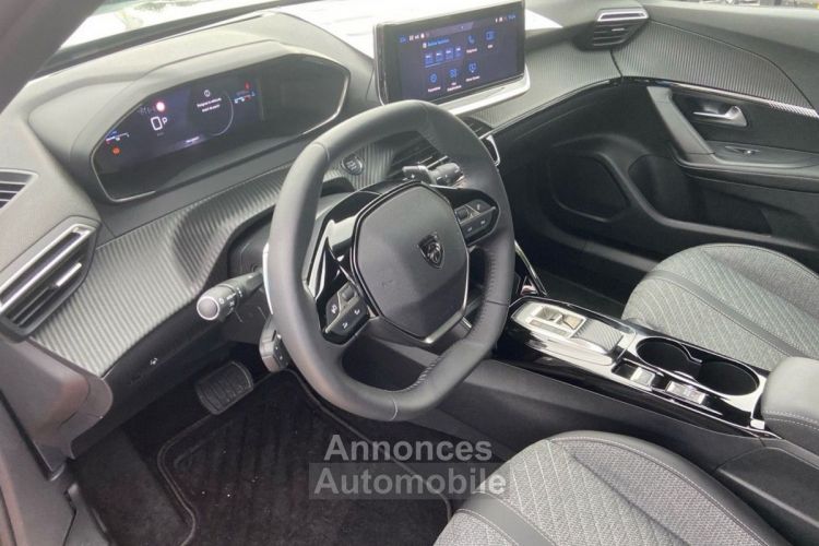 Peugeot 2008 NEW PureTech 130 EAT8 ALLURE Caméra 360° ADML SC - <small></small> 24.980 € <small>TTC</small> - #13