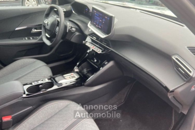 Peugeot 2008 NEW PureTech 130 EAT8 ALLURE Caméra 360° ADML SC - <small></small> 24.980 € <small>TTC</small> - #20