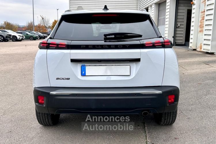 Peugeot 2008 NOUVEAU 1.2 100CH ALLURE BLANC OKENITE - <small></small> 19.510 € <small>TTC</small> - #6