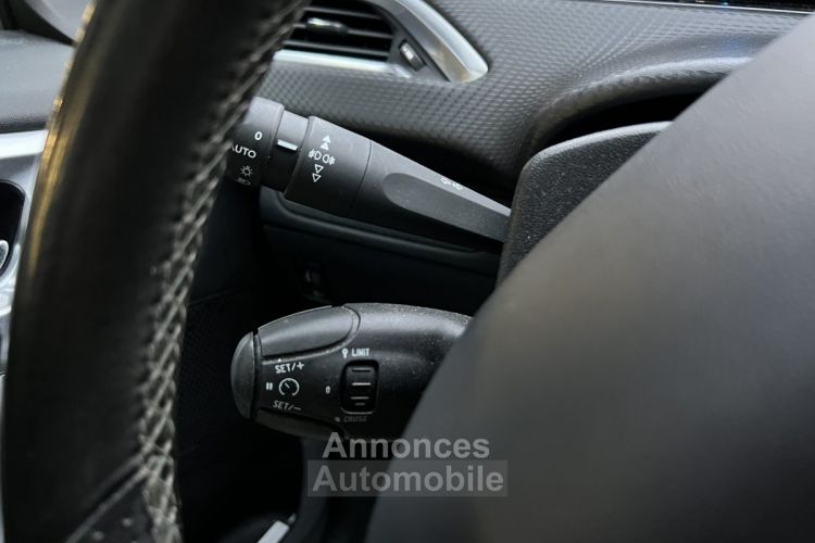 Peugeot 2008 PHASE 2 CROSSWAY 1.5 BLUE HDI 120 BOITE AUTO TOIT PANO Apple & Android - Garantie 1 an - <small></small> 12.970 € <small>TTC</small> - #12