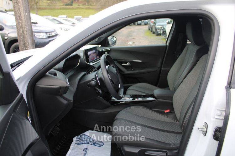 Peugeot 2008 PHASE 4 ALLURE 130 CV GPS 3D CAMÉRA FULL LED I-COKPIT JA 17 RÉGULATEUR BOITE AUTO EAT-8 - <small></small> 21.900 € <small>TTC</small> - #8