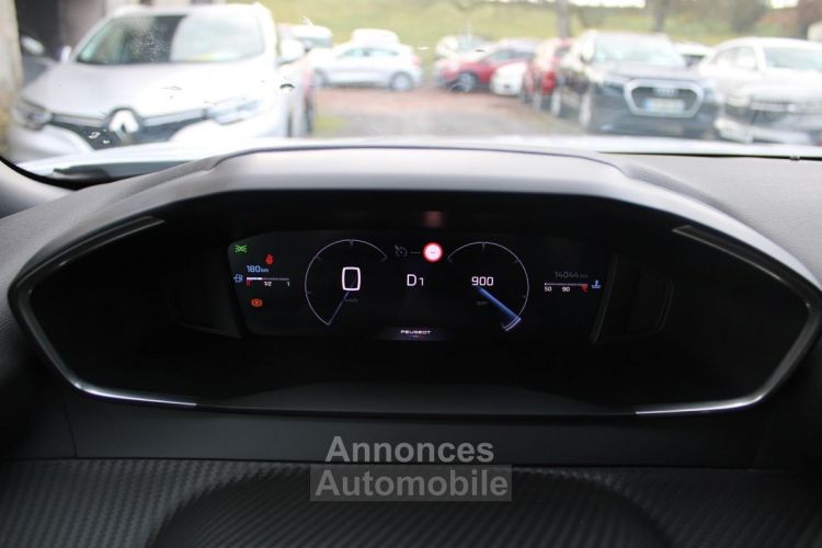 Peugeot 2008 PHASE 4 ALLURE 130 CV GPS 3D CAMÉRA FULL LED I-COKPIT JA 17 RÉGULATEUR BOITE AUTO EAT-8 - <small></small> 21.900 € <small>TTC</small> - #17