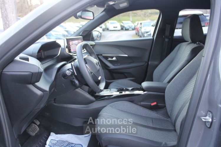 Peugeot 2008 PHASE 4 ALLURE HYBRIDE 136 CV GPS 3D CAMÉRA FULL LED USB JA 17 I-COKPIT BOITE AUTO DSC-6 - <small></small> 25.990 € <small>TTC</small> - #8