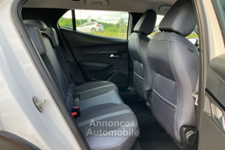 Peugeot 2008 PureTech 130 BV6 ALLURE PACK Caméra ADML - <small></small> 15.450 € <small>TTC</small> - #13