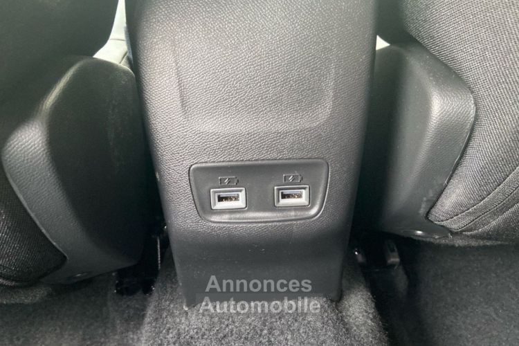 Peugeot 2008 PureTech 130 EAT8 ALLURE PACK GPS 10 Caméra ADML 1°Main - <small></small> 26.490 € <small>TTC</small> - #19