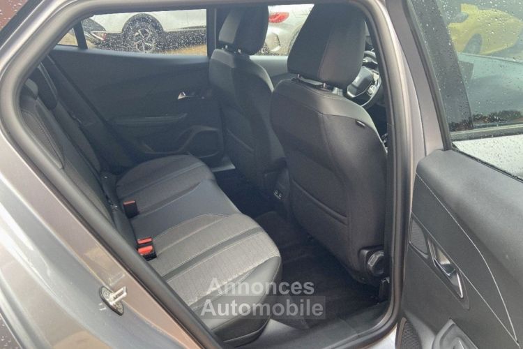 Peugeot 2008 PureTech 130 EAT8 ALLURE PACK GPS 10 Caméra ADML 1°Main - <small></small> 26.490 € <small>TTC</small> - #23