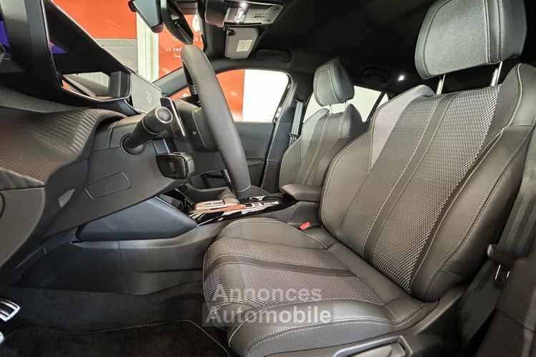 Peugeot 2008 PureTech 130 S&S EAT8 GT - <small></small> 25.990 € <small></small> - #5