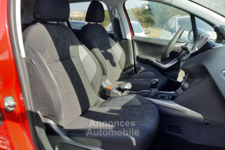 Peugeot 2008 Style 47295KMS TRE BON ETAT ENTIEREMENT REVISE KIT DISTRIBUTION NEUF GARANTIE 12 MOIS - <small></small> 8.990 € <small>TTC</small> - #8