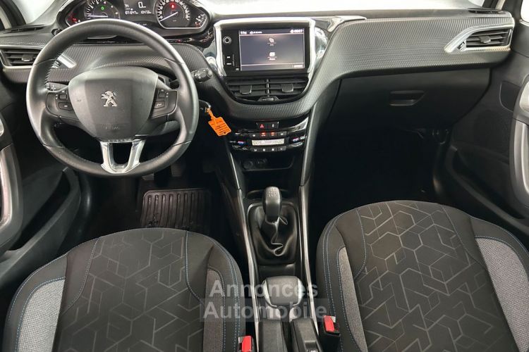 Peugeot 2008 Style 82 ch Distribution Faite chez Camera Toit Panoramique Sièges chauffants 249-mois - <small></small> 9.988 € <small>TTC</small> - #5