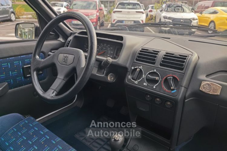 Peugeot 205 1.1 60ch Sacré Numéro (TU1M HDZ) - <small></small> 7.990 € <small>TTC</small> - #18