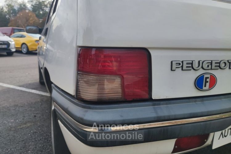 Peugeot 205 1.1 60ch Sacré Numéro (TU1M HDZ) - <small></small> 7.990 € <small>TTC</small> - #36