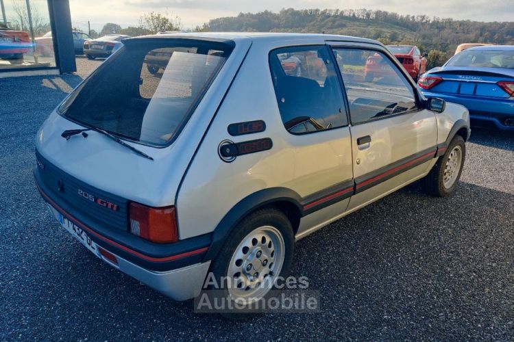 Peugeot 205 GTI 1.6 105 cv - <small></small> 12.900 € <small>TTC</small> - #3