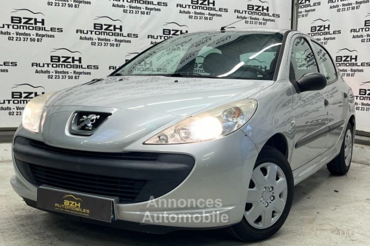 Peugeot 206 + 1.1 60CH URBAN 5P - <small></small> 5.990 € <small>TTC</small> - #1