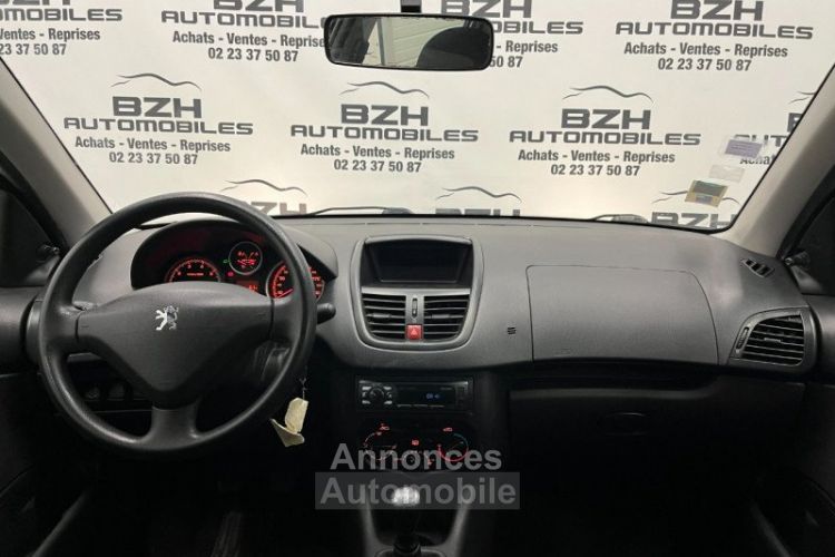 Peugeot 206 + 1.1 60CH URBAN 5P - <small></small> 5.990 € <small>TTC</small> - #6