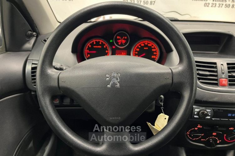 Peugeot 206 + 1.1 60CH URBAN 5P - <small></small> 5.990 € <small>TTC</small> - #7