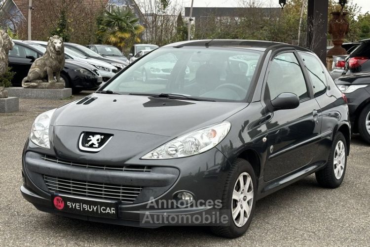 Peugeot 206 + 1.1 GENERATION 3P - <small></small> 4.990 € <small>TTC</small> - #1