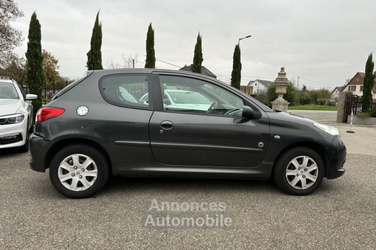 Peugeot 206 + 1.1 GENERATION 3P - <small></small> 4.990 € <small>TTC</small> - #5