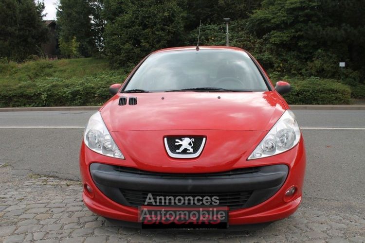 Peugeot 206 + 1.4 Basis - <small></small> 4.650 € <small>TTC</small> - #1