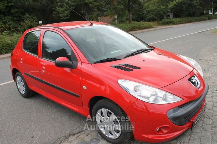 Peugeot 206 + 1.4 Basis - <small></small> 4.650 € <small>TTC</small> - #2