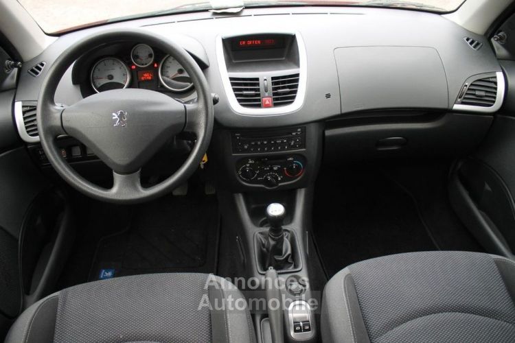 Peugeot 206 + 1.4 Basis - <small></small> 4.650 € <small>TTC</small> - #7