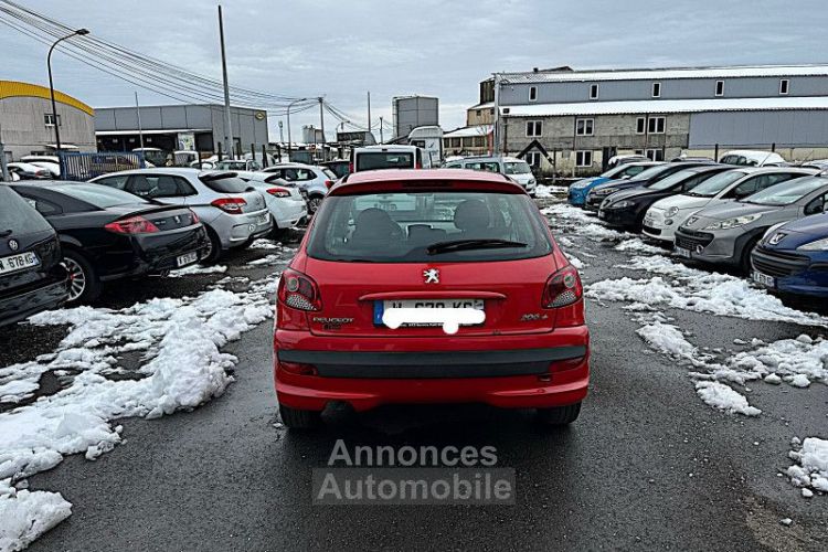 Peugeot 206 + 1.4 TRENDY 3P - <small></small> 2.999 € <small>TTC</small> - #6