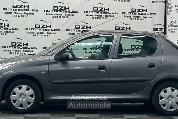 Peugeot 206 + 1.4 URBAN 5P - <small></small> 7.990 € <small>TTC</small> - #2