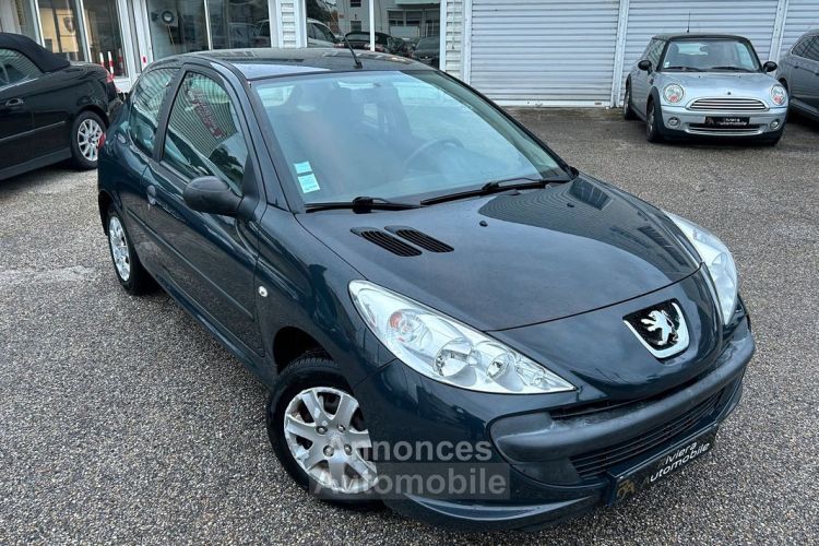 Peugeot 206 + 1.4i 60 Cv Trendy Vitres Électrique-Fermeture Centralisée-Isofix - <small></small> 4.990 € <small>TTC</small> - #2