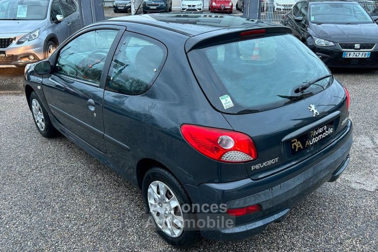 Peugeot 206 + 1.4i 60 Cv Trendy Vitres Électrique-Fermeture Centralisée-Isofix - <small></small> 4.990 € <small>TTC</small> - #3