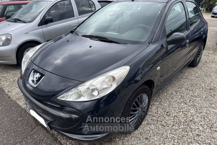 Peugeot 206 1.1 Trendy 5p - <small></small> 5.490 € <small>TTC</small> - #1