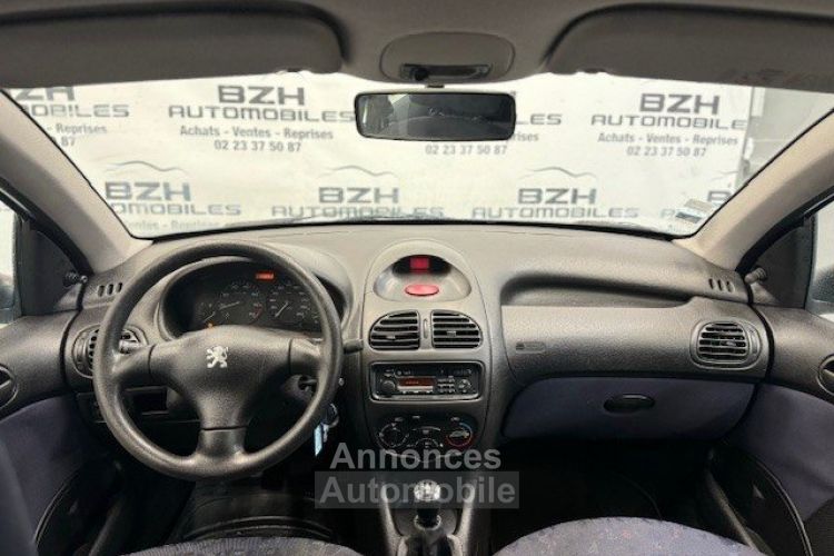 Peugeot 206 1.1I 60CH XR 5P * VITRE ELECTRIQUE * - <small></small> 5.490 € <small>TTC</small> - #6