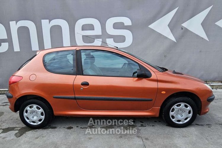 Peugeot 206 1.1i XN - <small></small> 2.500 € <small>TTC</small> - #4